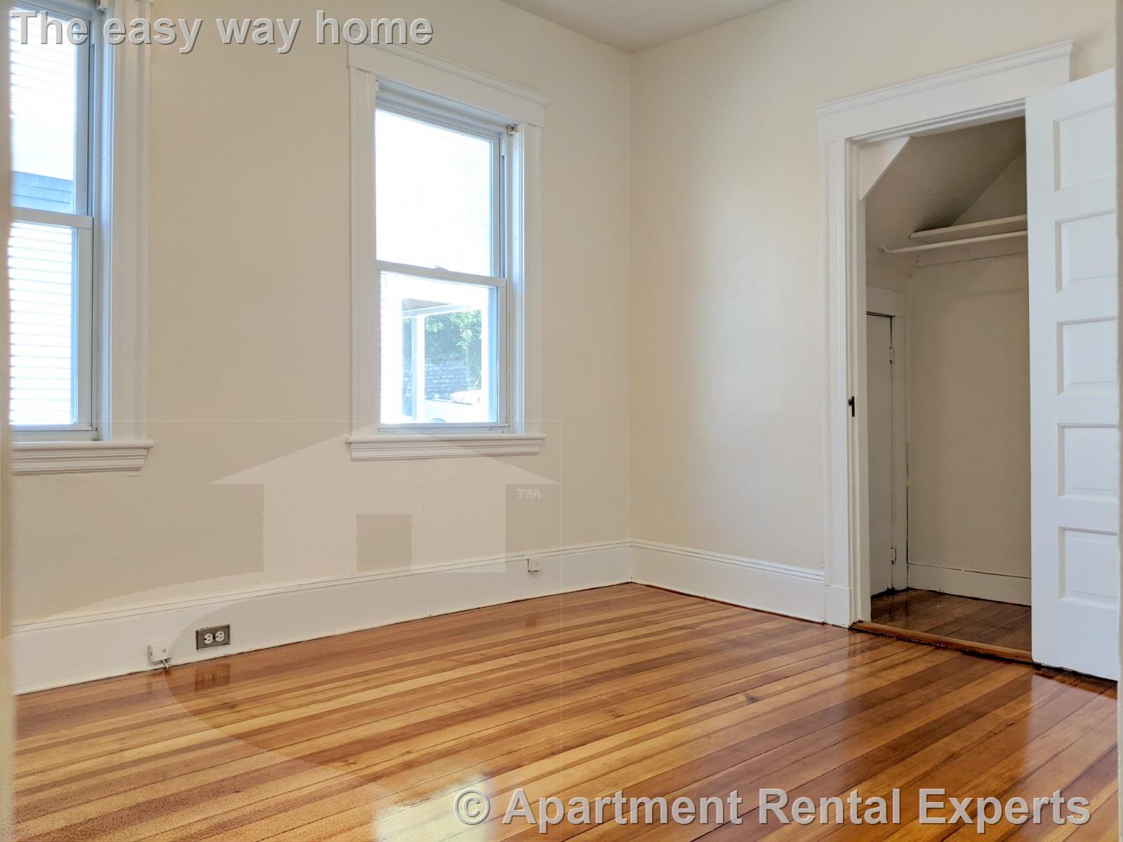 64 Linden Ave, Porter Square