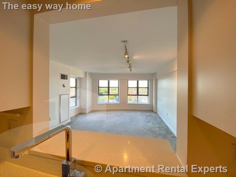 931 Massachusetts Ave, Cambridge