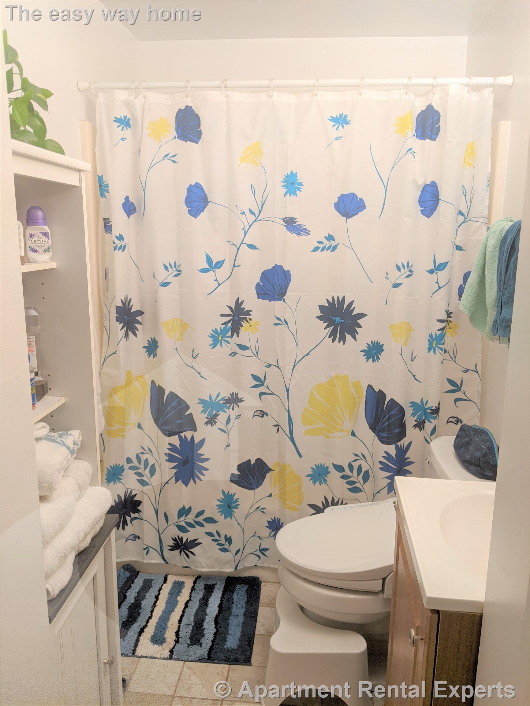 35 Davis Sq, Davis Square