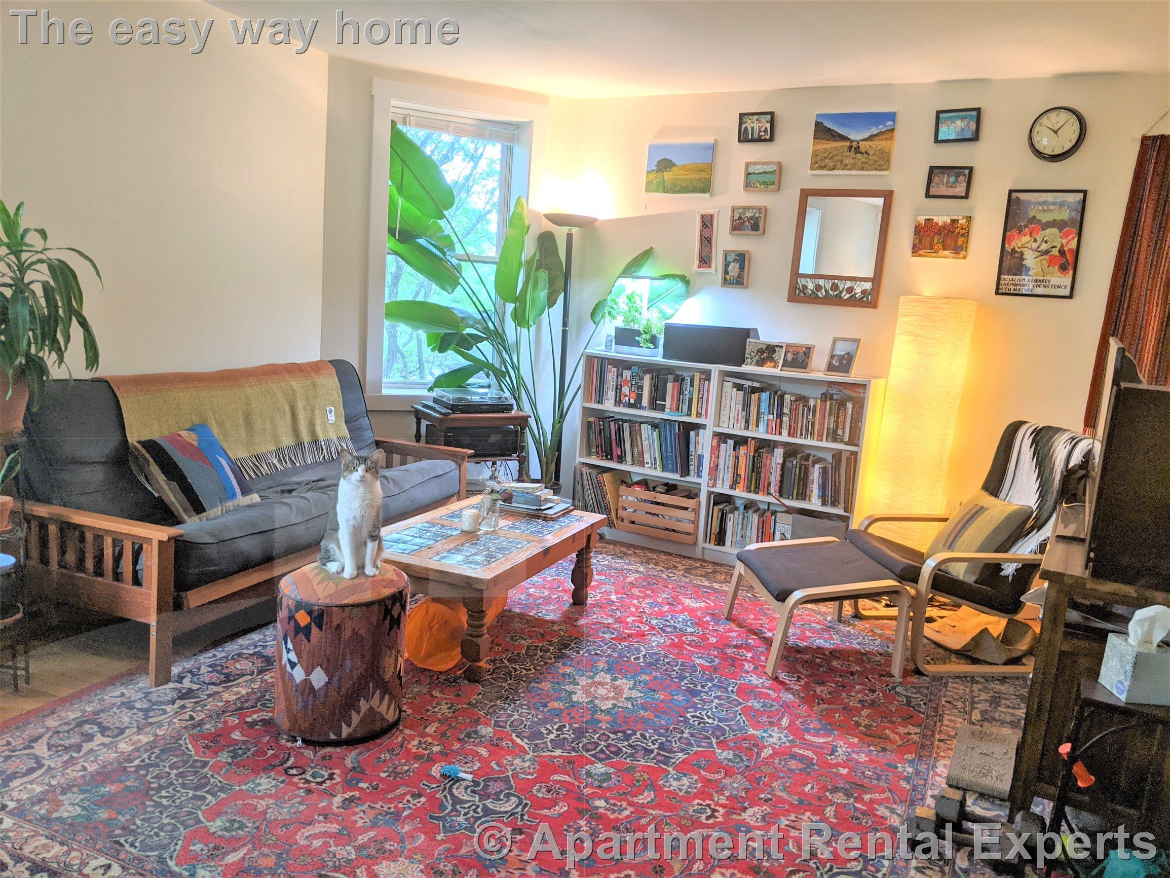 35 Davis Sq, Davis Square