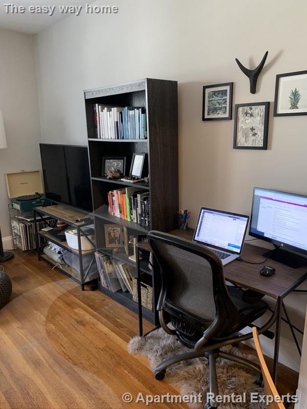 11 Gray St, Porter Square