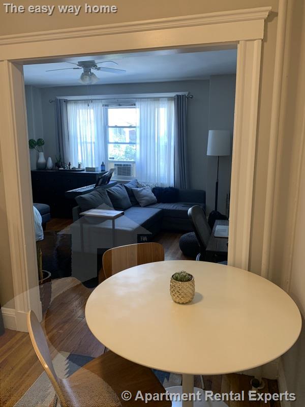 11 Gray St, Porter Square