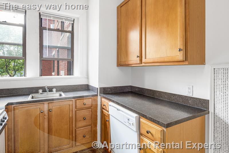 1010 Massachusetts Ave, Harvard Square