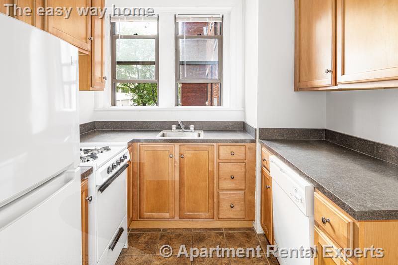 1010 Massachusetts Ave, Harvard Square