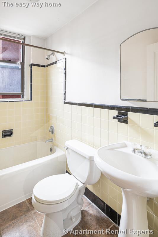 1010 Massachusetts Ave, Harvard Square