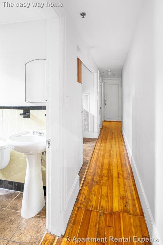 1010 Massachusetts Ave, Harvard Square