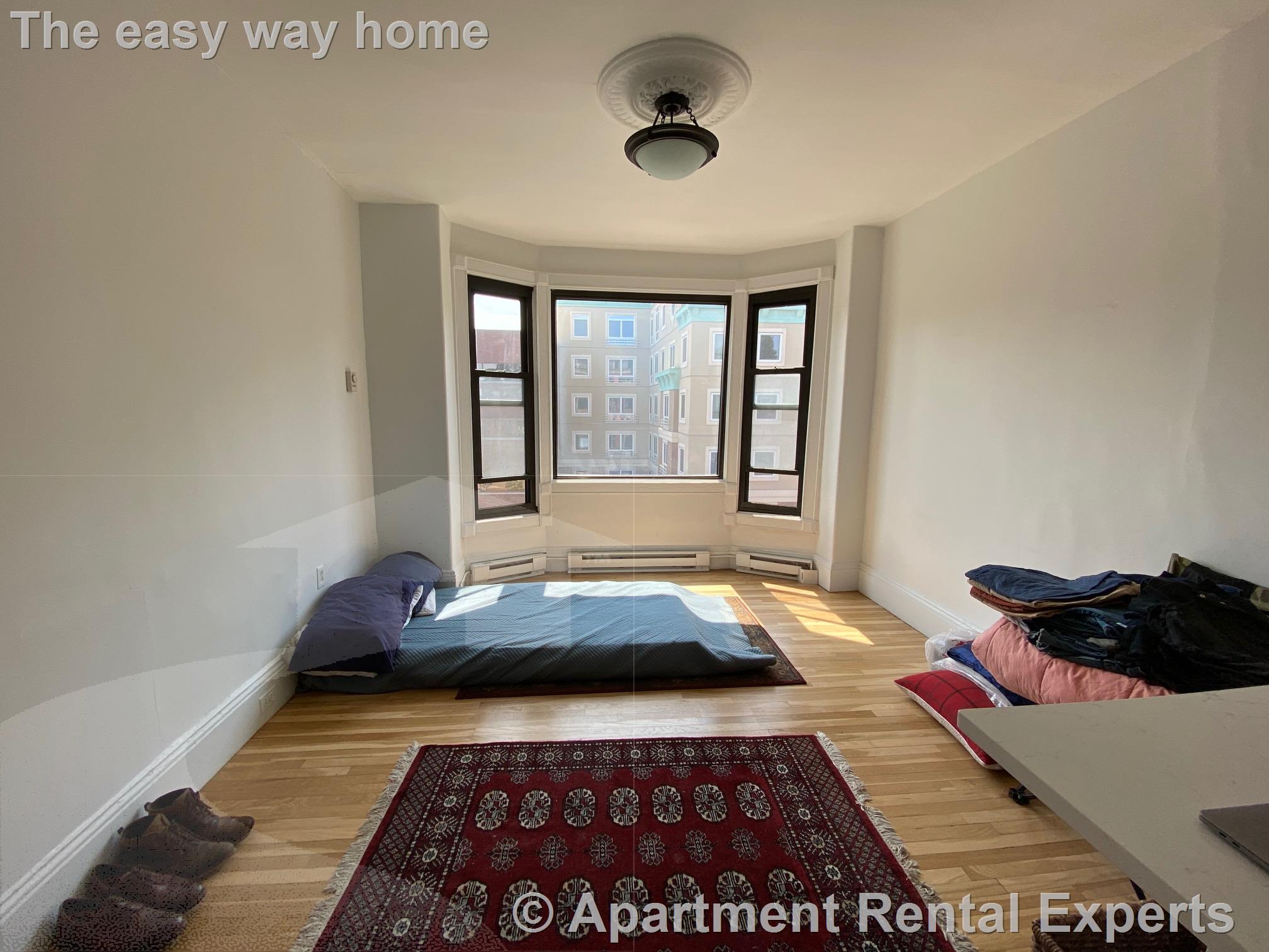 991 Massachusetts Ave, Harvard Square