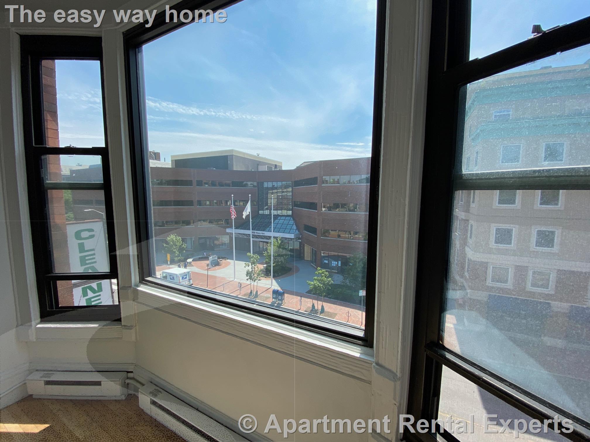 991 Massachusetts Ave, Harvard Square