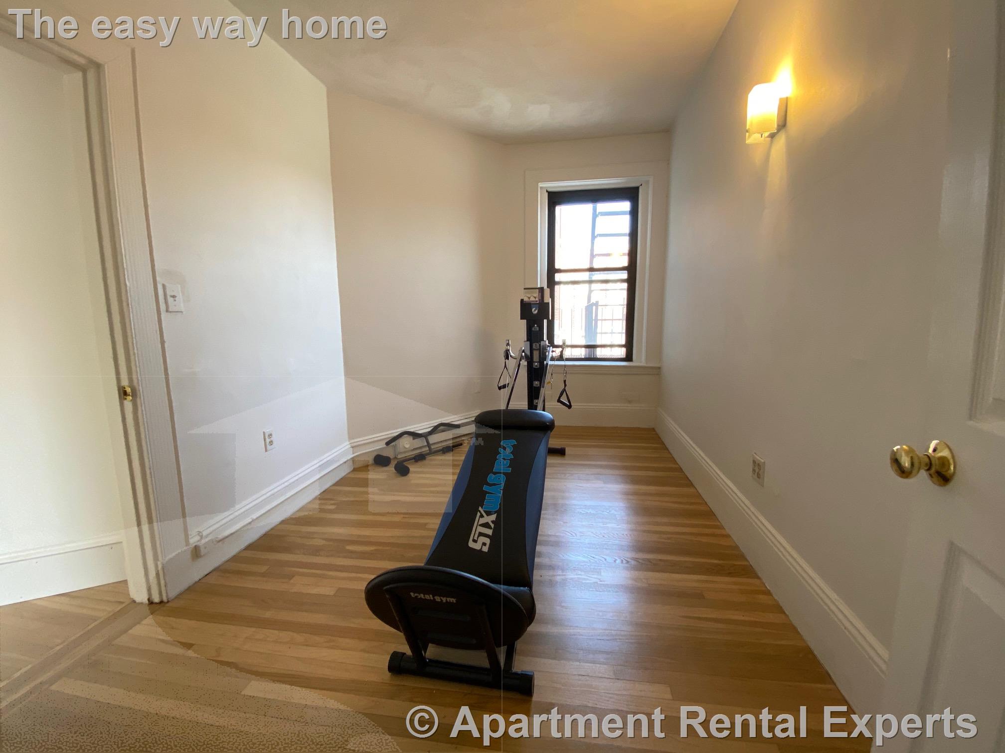 991 Massachusetts Ave, Harvard Square