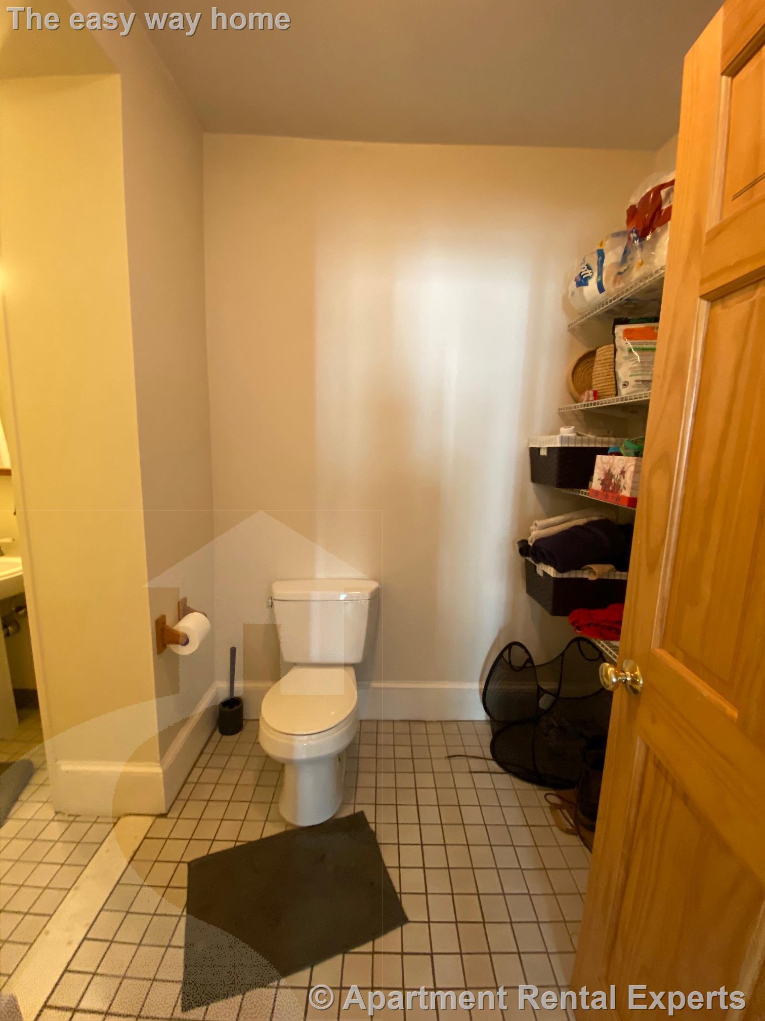 3 Oxford Ave, Belmont Line