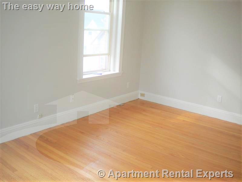 170 Maple St, Malden Center