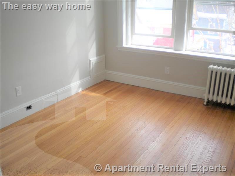 170 Maple St, Malden Center