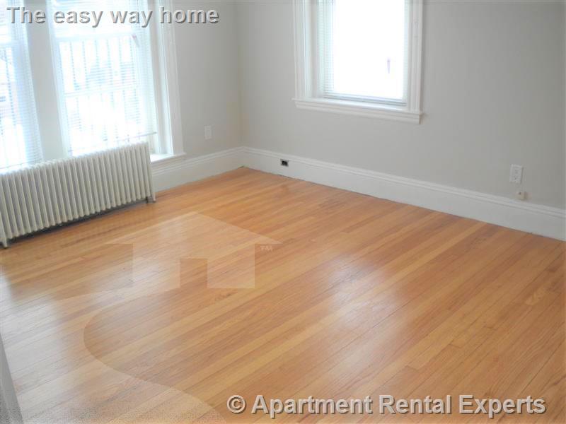 170 Maple St, Malden Center