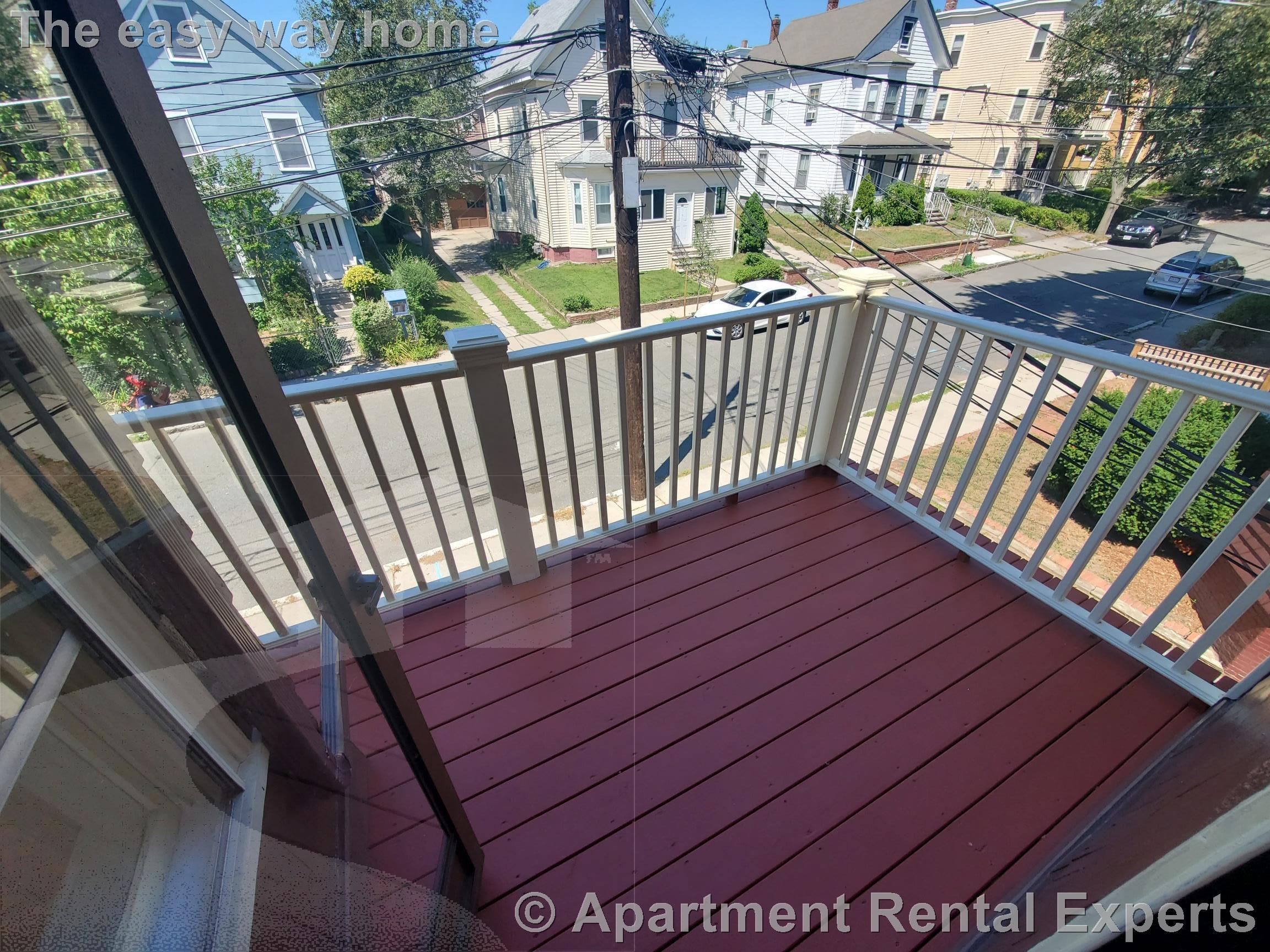 28 Claremon St, Davis Square