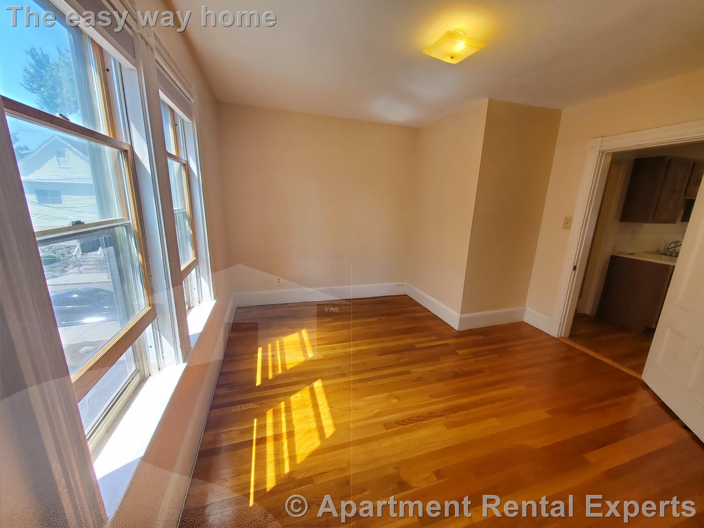 28 Claremon St, Davis Square