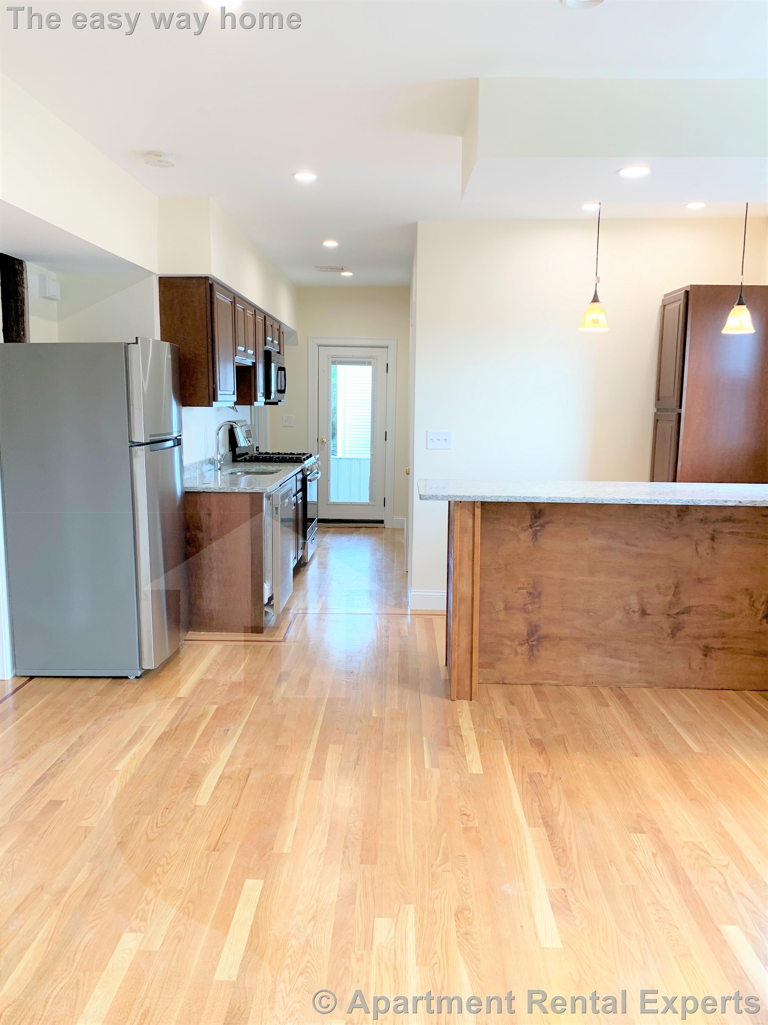 28R Cherry St, Porter Square