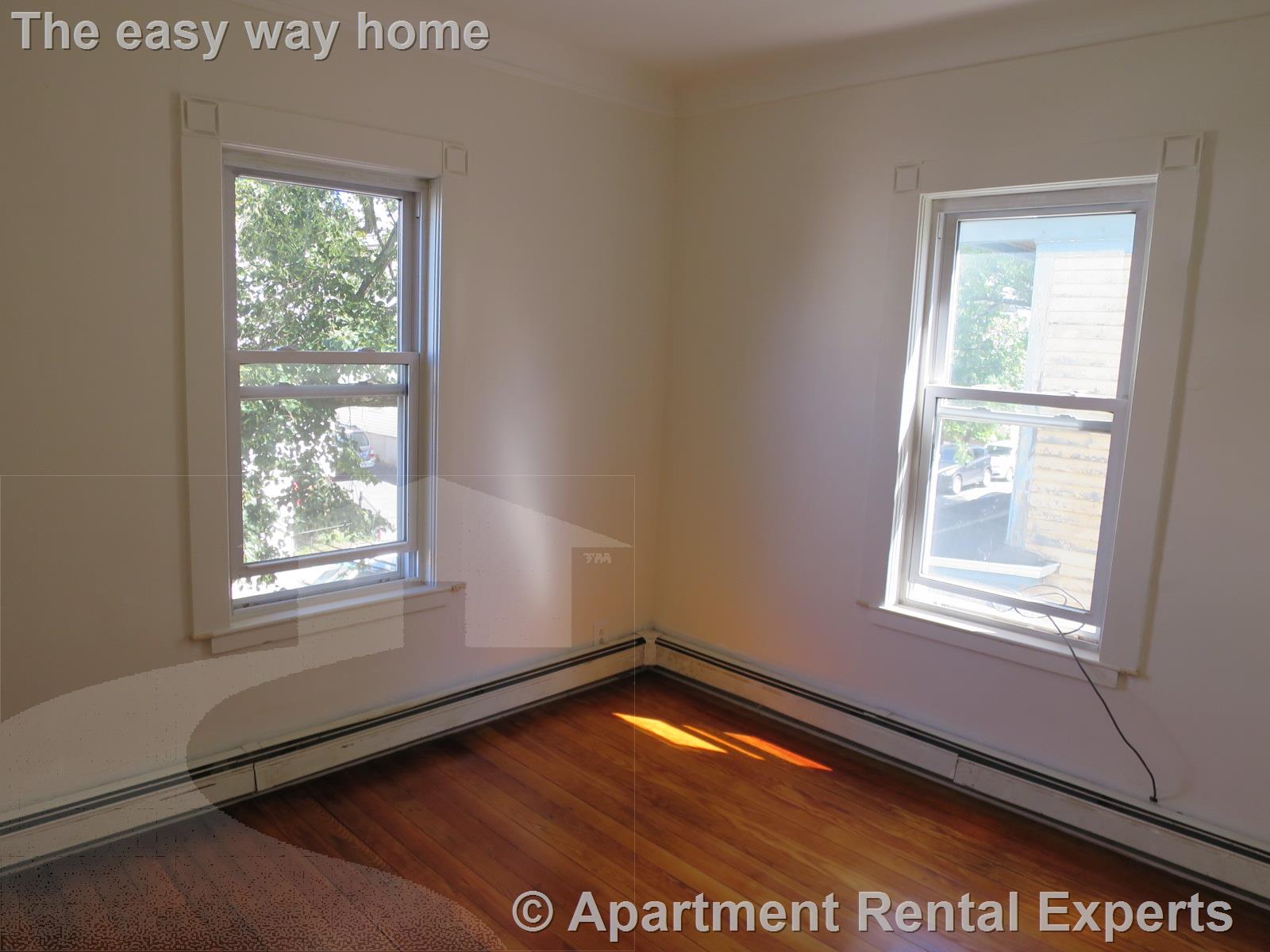 17 Charnwood Rd, Davis Square