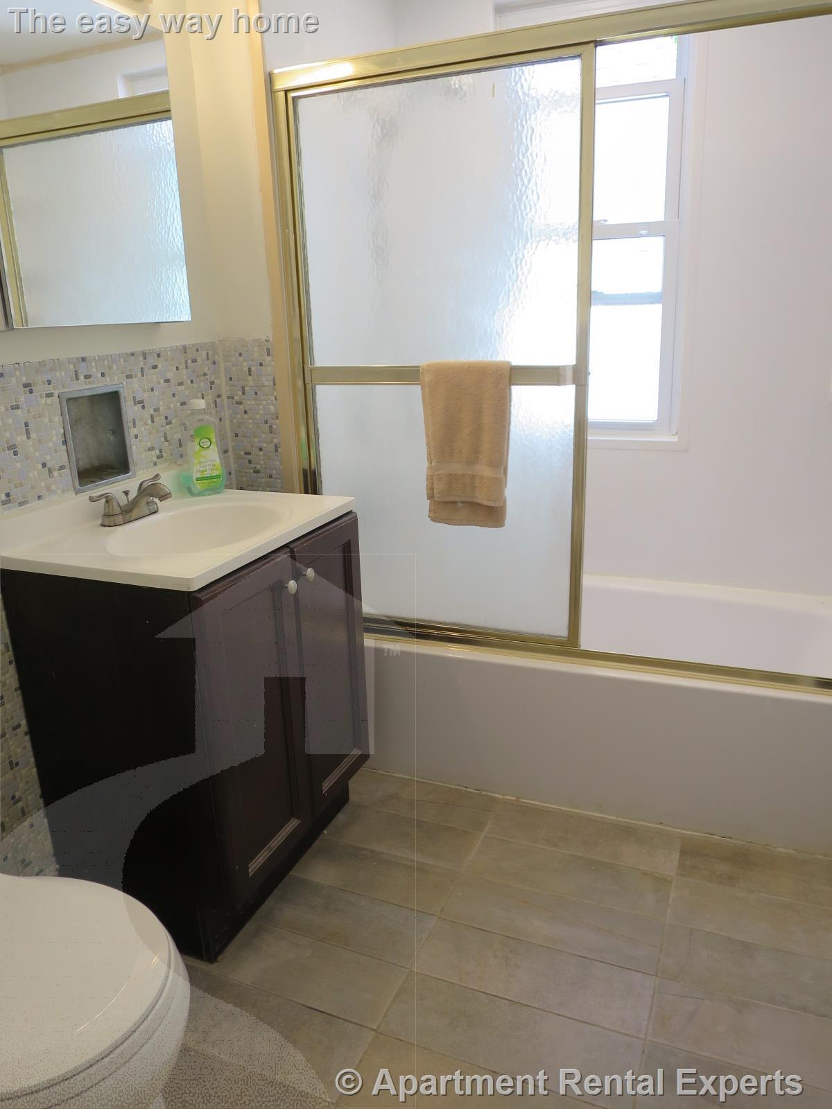 17 Charnwood Rd, Davis Square