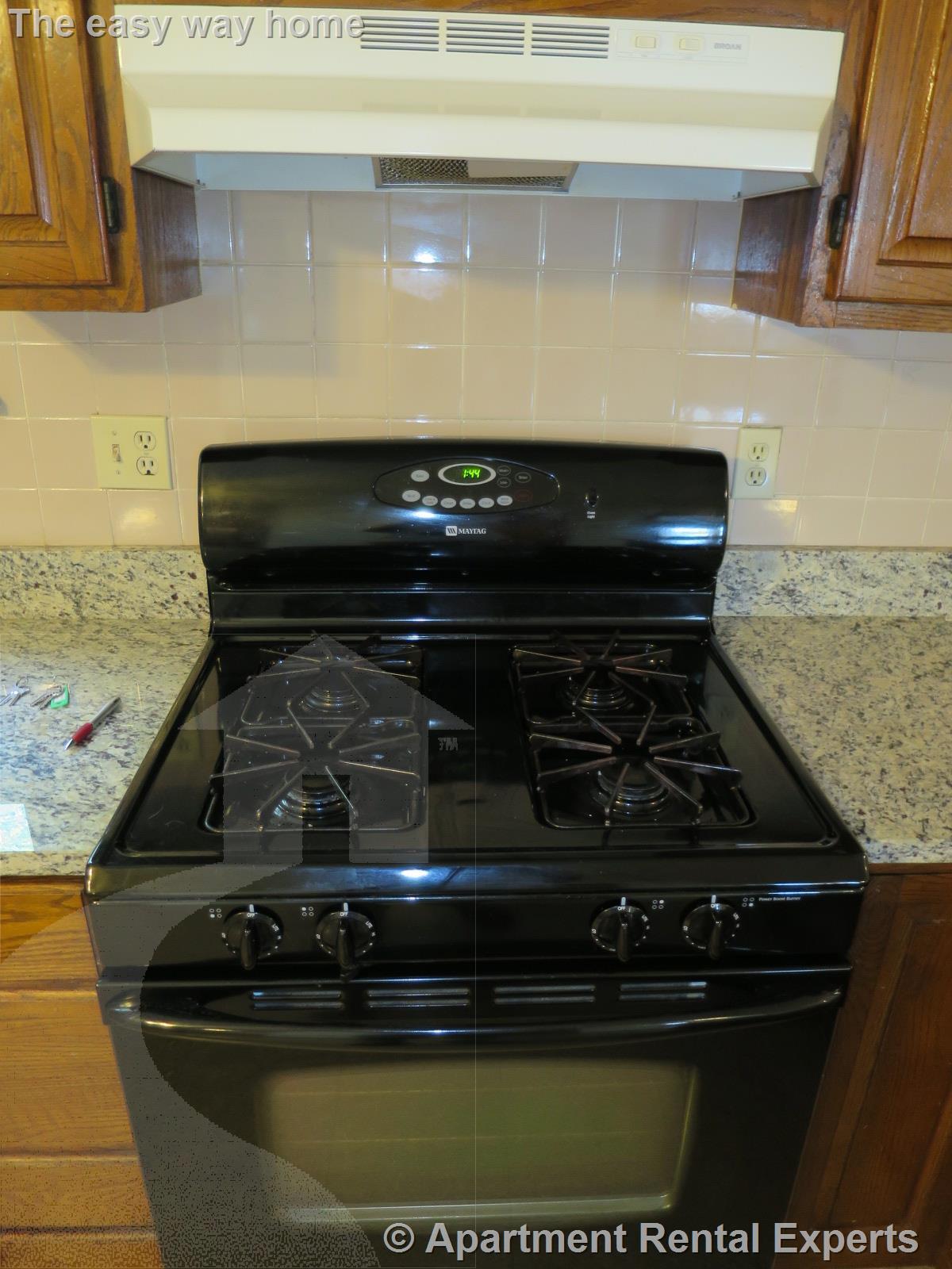 1 Winchester Pl, Tufts