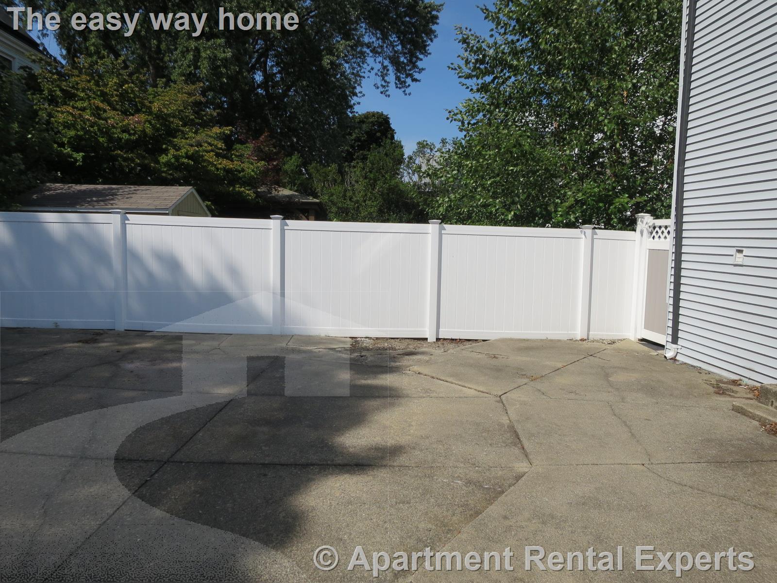 1 Winchester Pl, Tufts