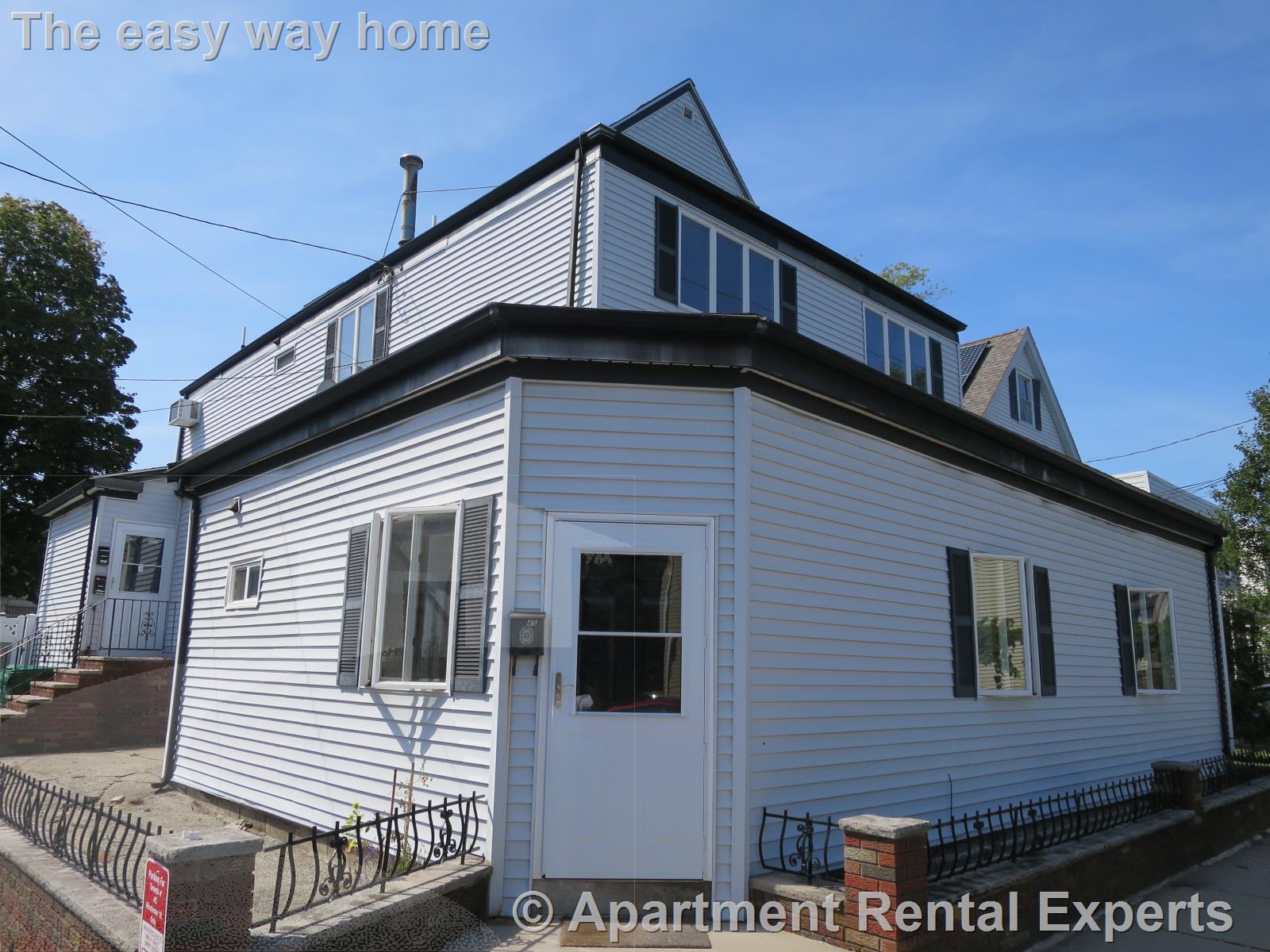 1 Winchester Pl, Tufts