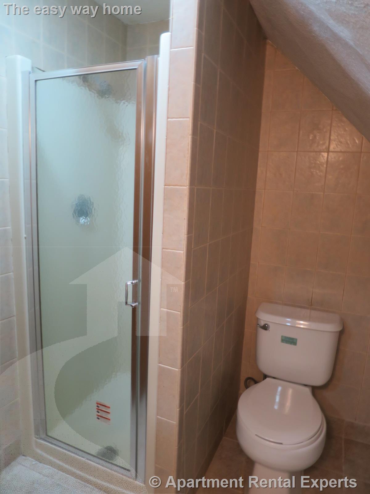 1 Winchester Pl, Tufts