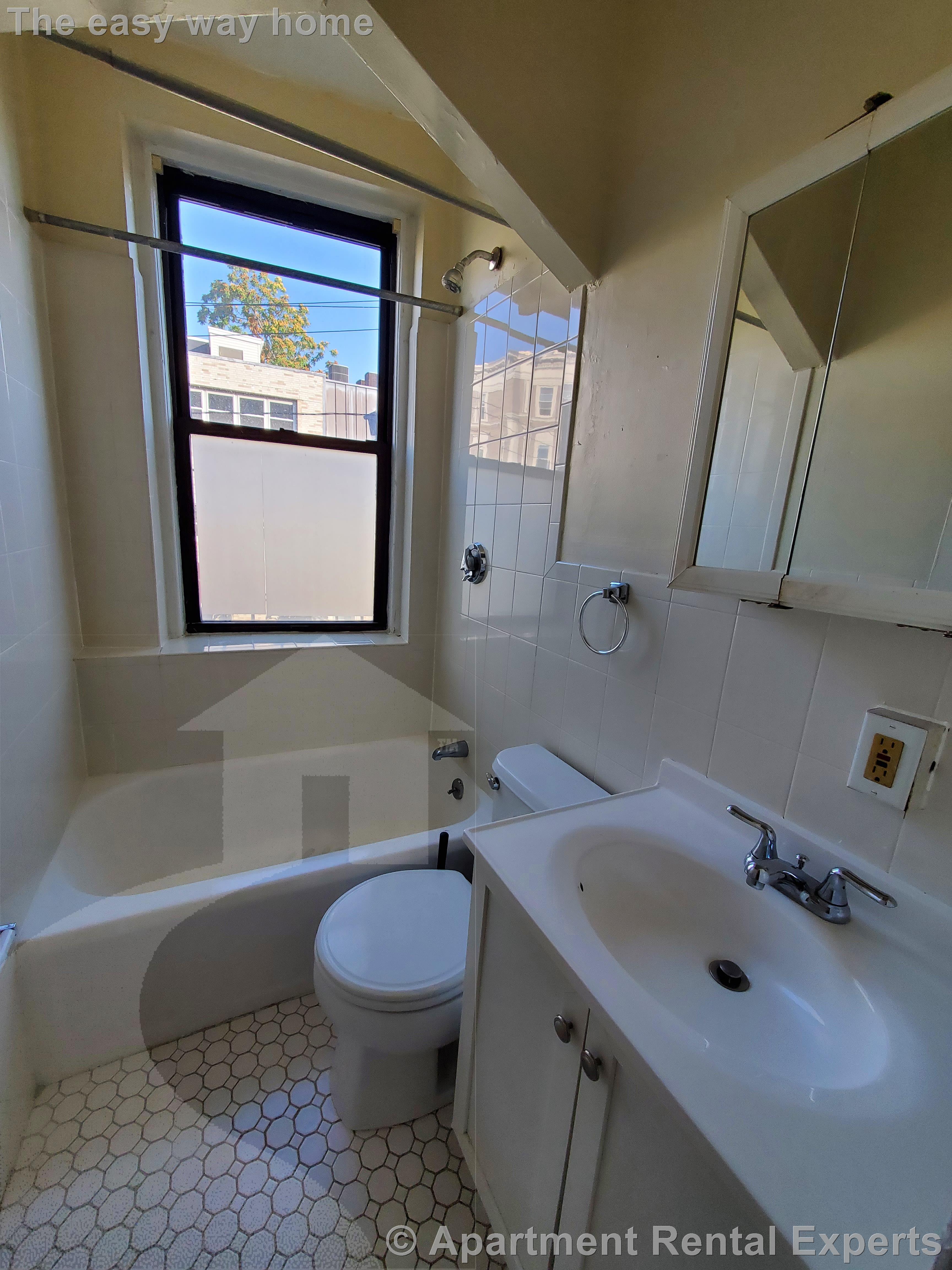 77 Hancock St, Central Square