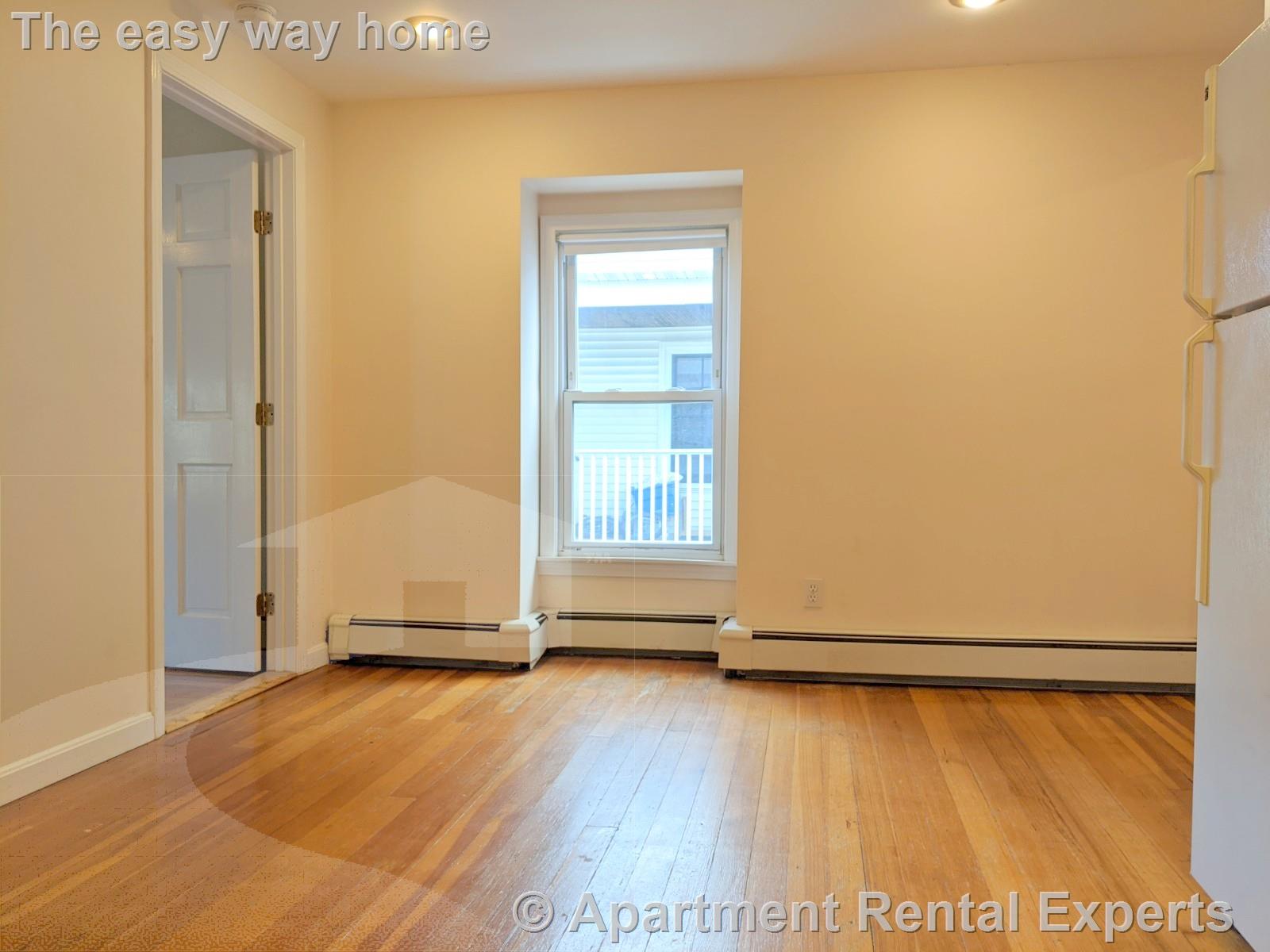 5 Locke St, Davis Square