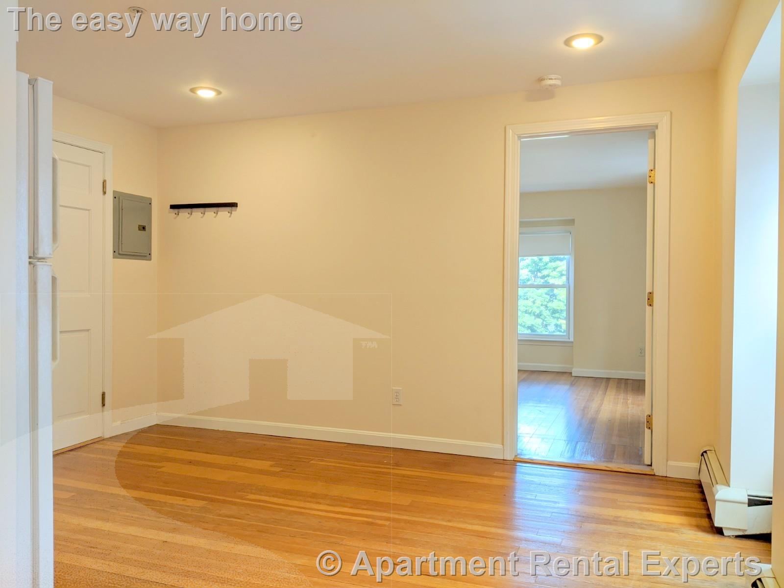 5 Locke St, Davis Square