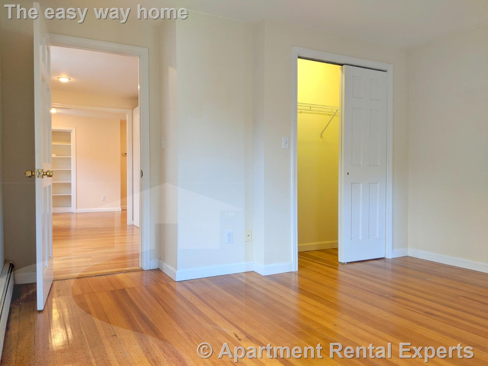 5 Locke St, Davis Square