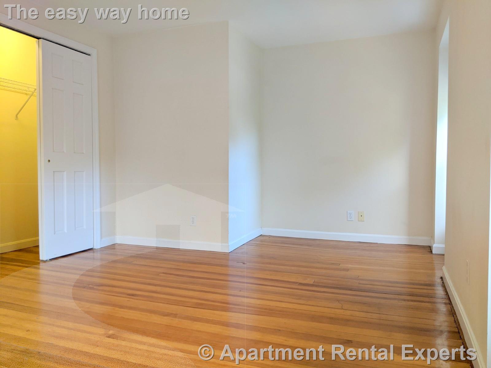 5 Locke St, Davis Square