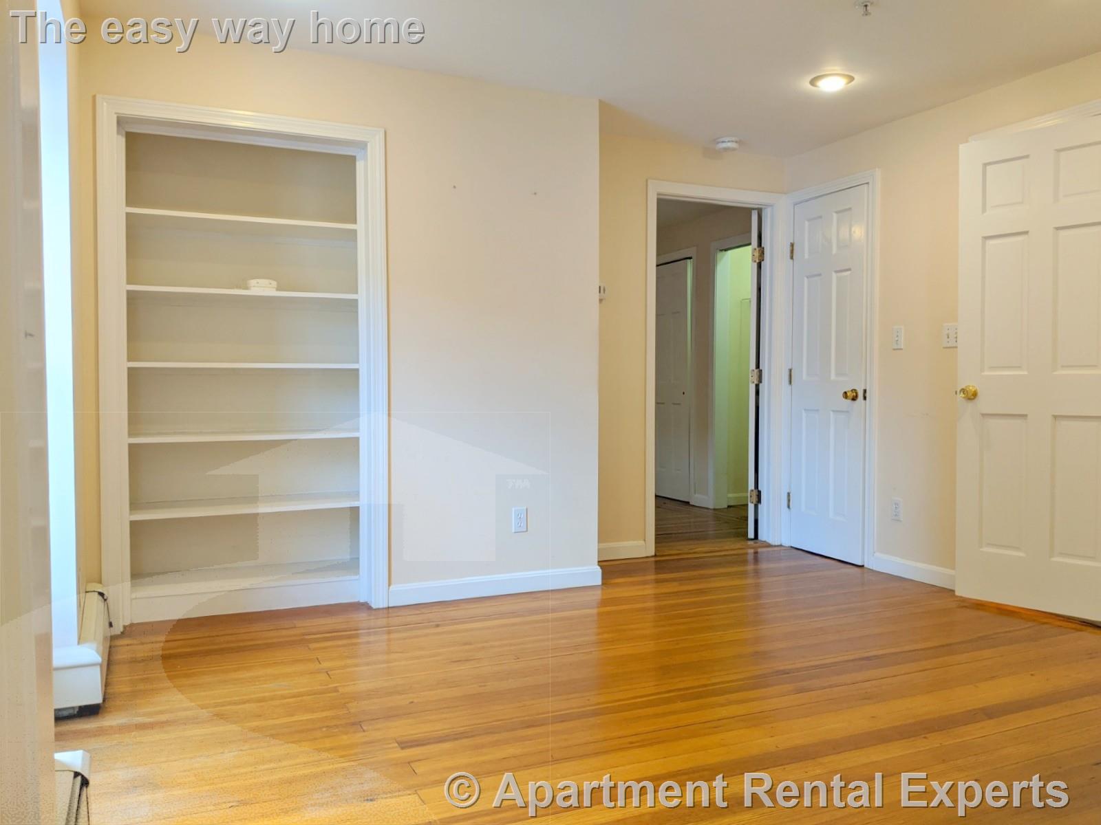 5 Locke St, Davis Square