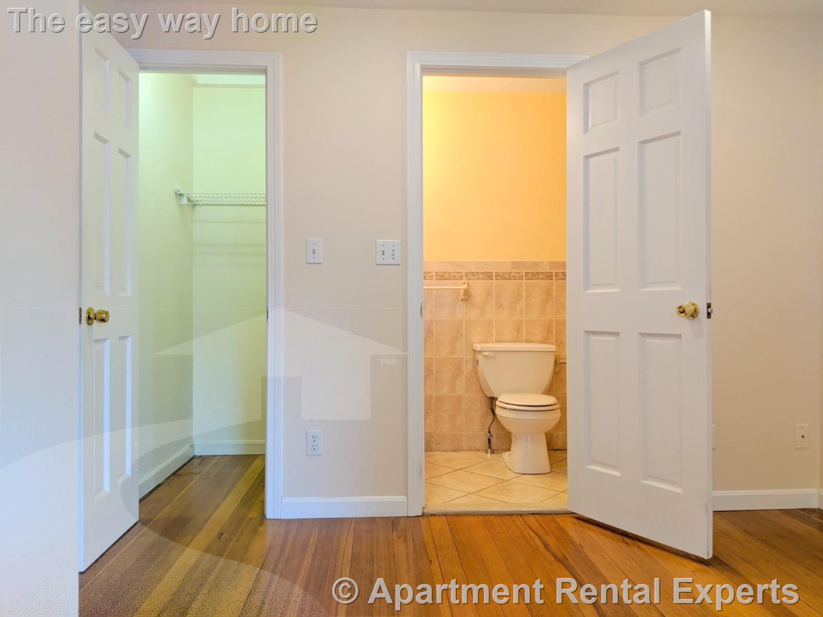 5 Locke St, Davis Square