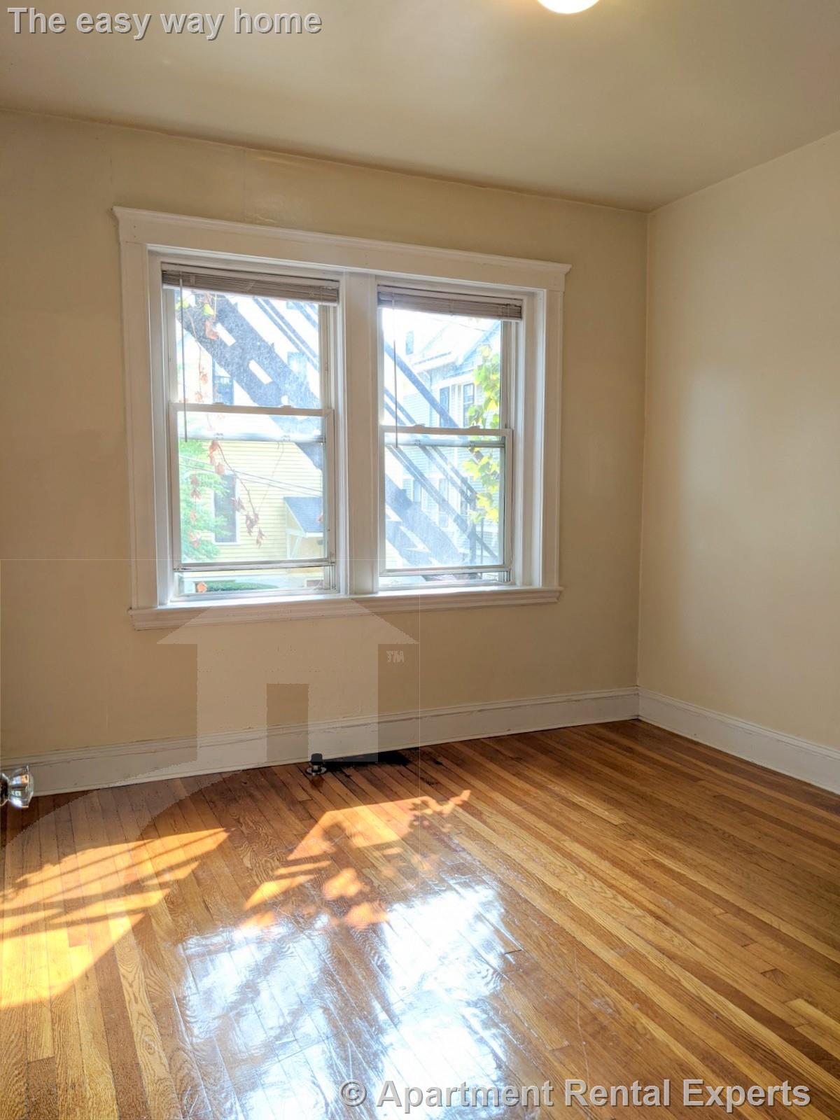 10 Wendell St, Harvard Square