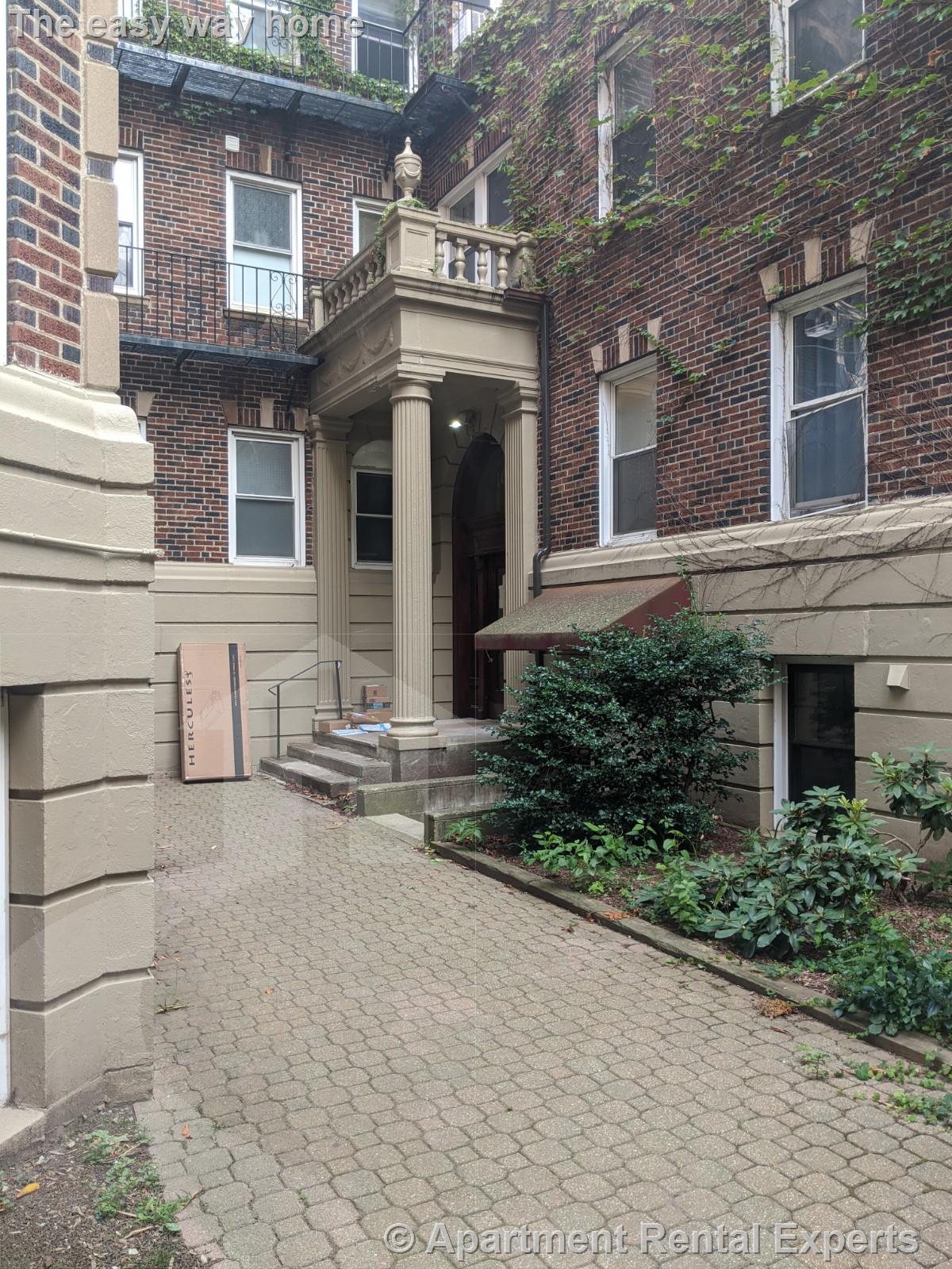 10 Wendell St, Harvard Square