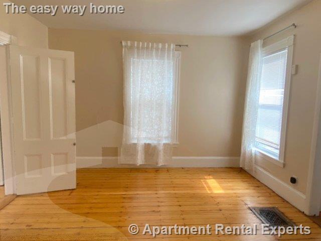 44 Elm St, Porter Square