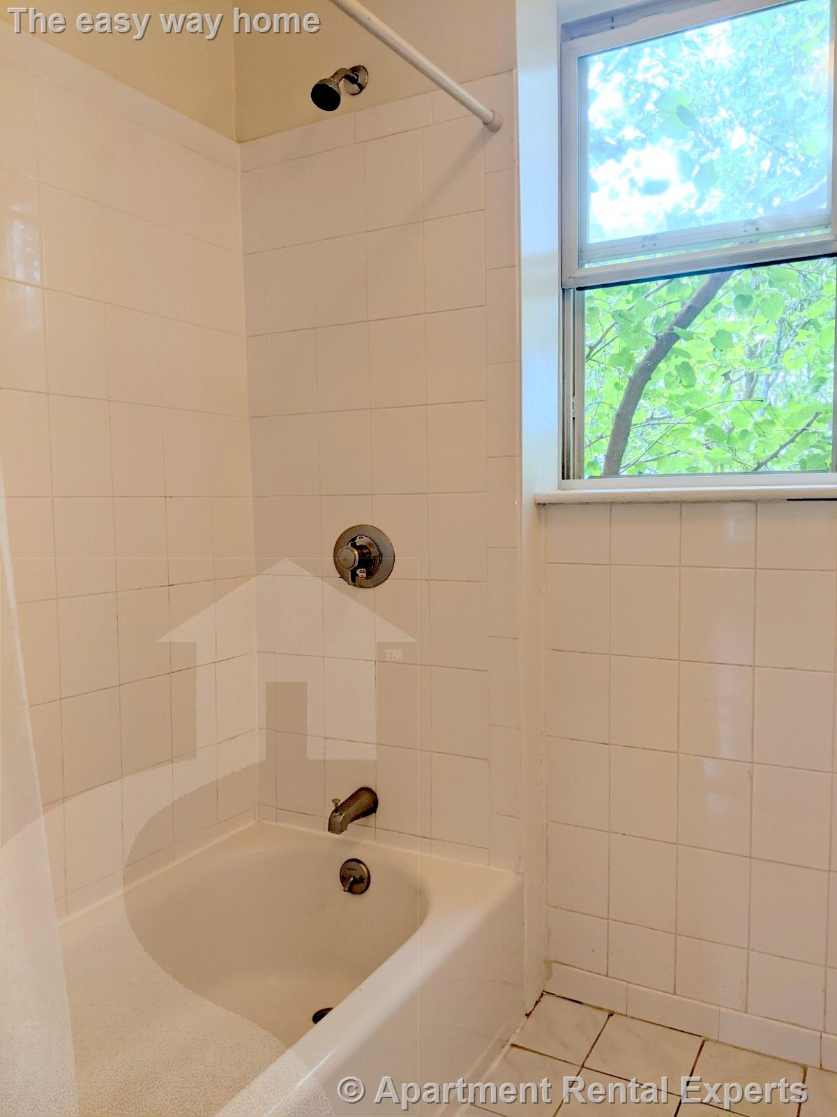 8 Craigie Cir, Harvard Square