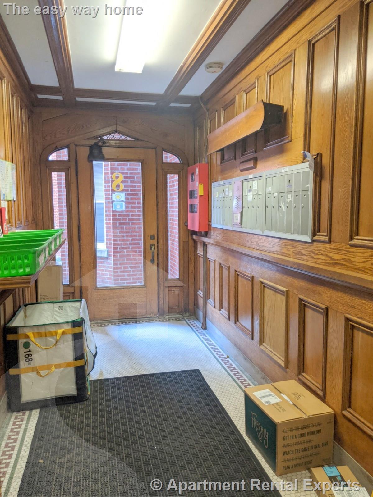 8 Craigie Cir, Harvard Square