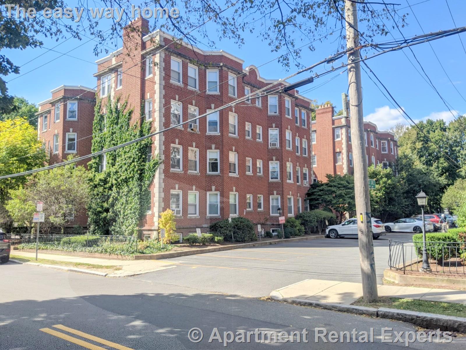 8 Craigie Cir, Harvard Square