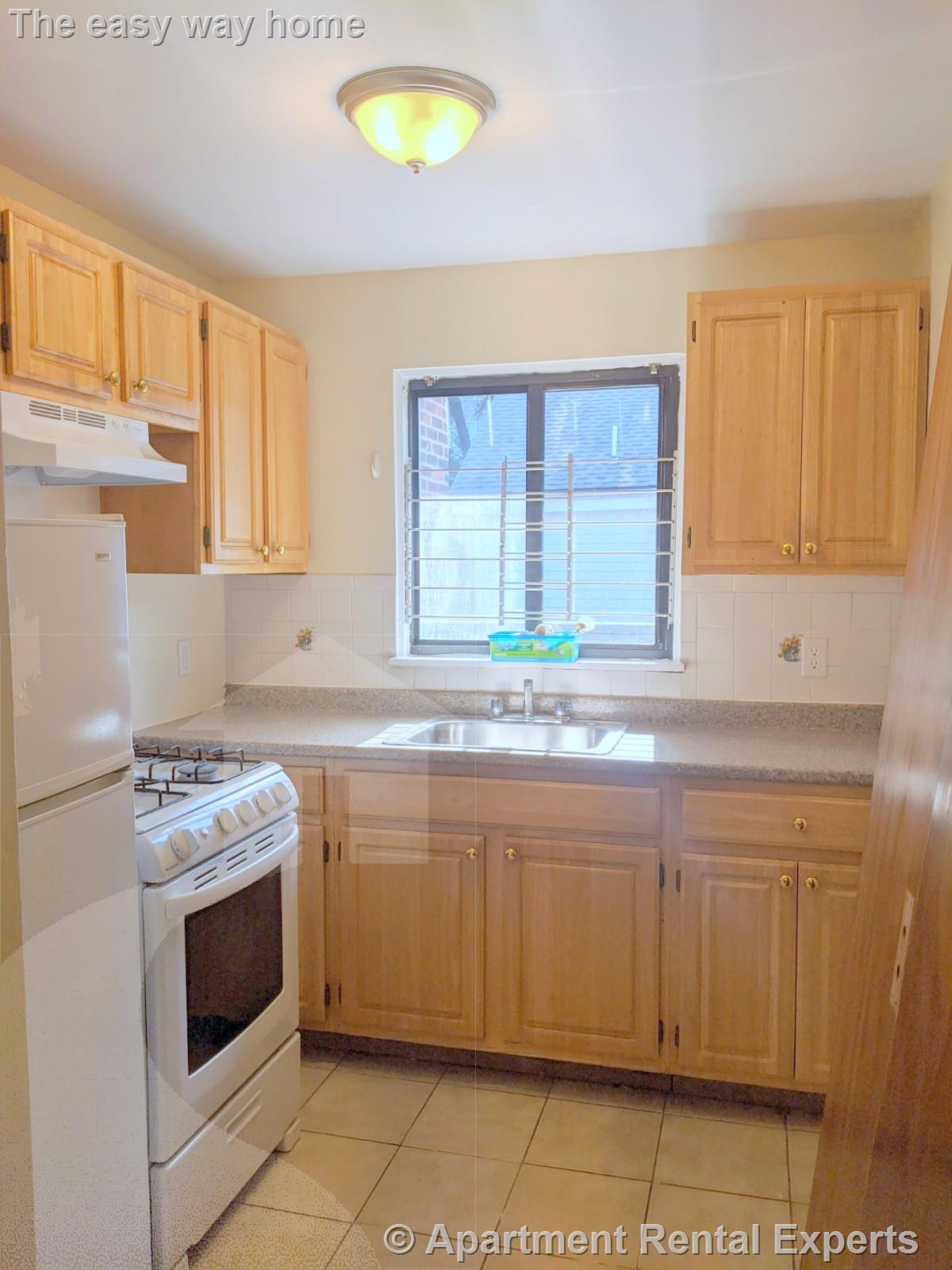 48 Bishop Allen Dr, Central Square