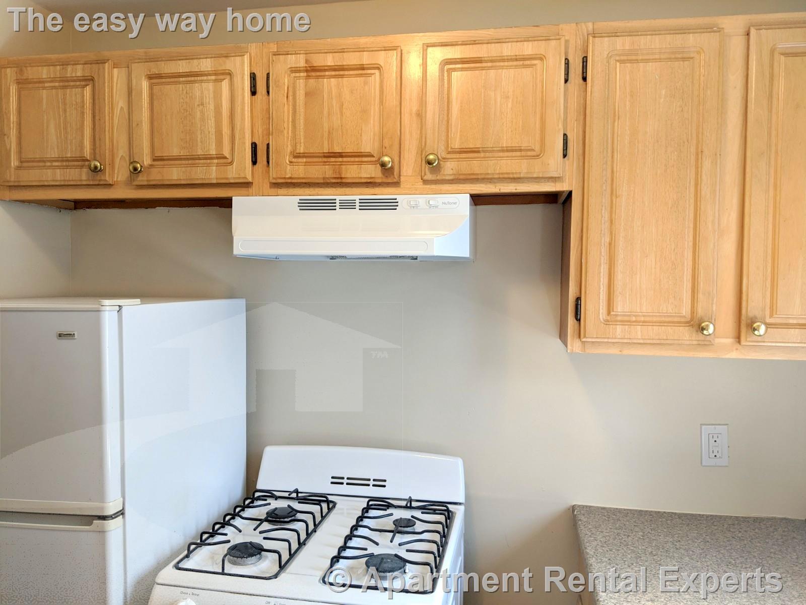 48 Bishop Allen Dr, Central Square