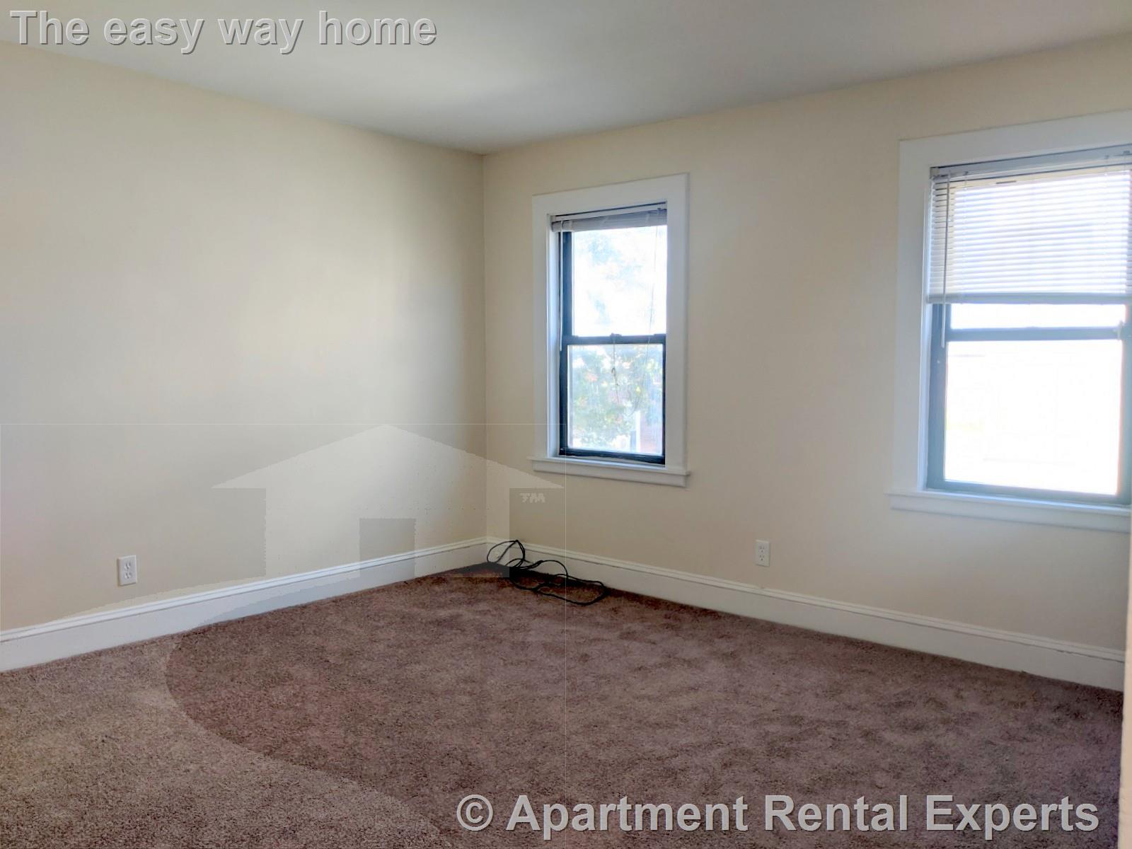 48 Bishop Allen Dr, Central Square