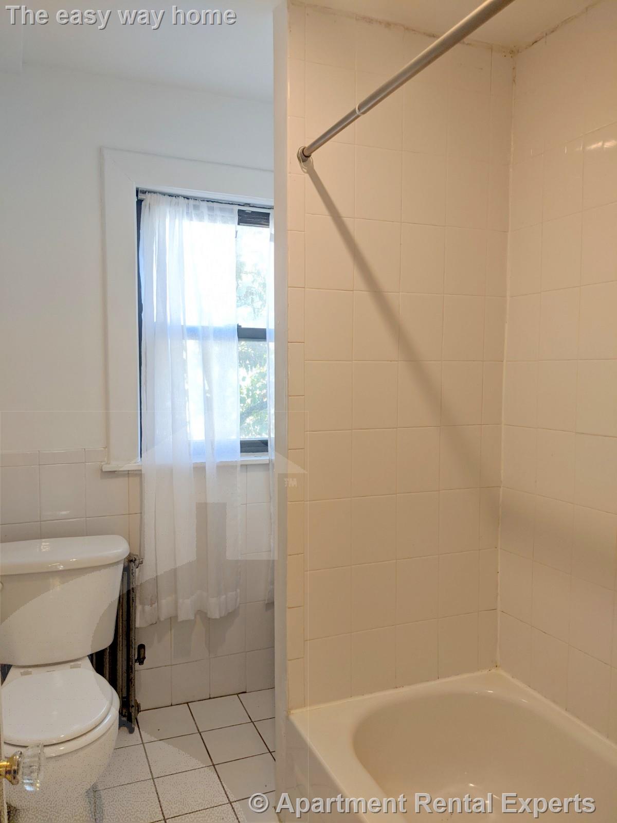 48 Bishop Allen Dr, Central Square