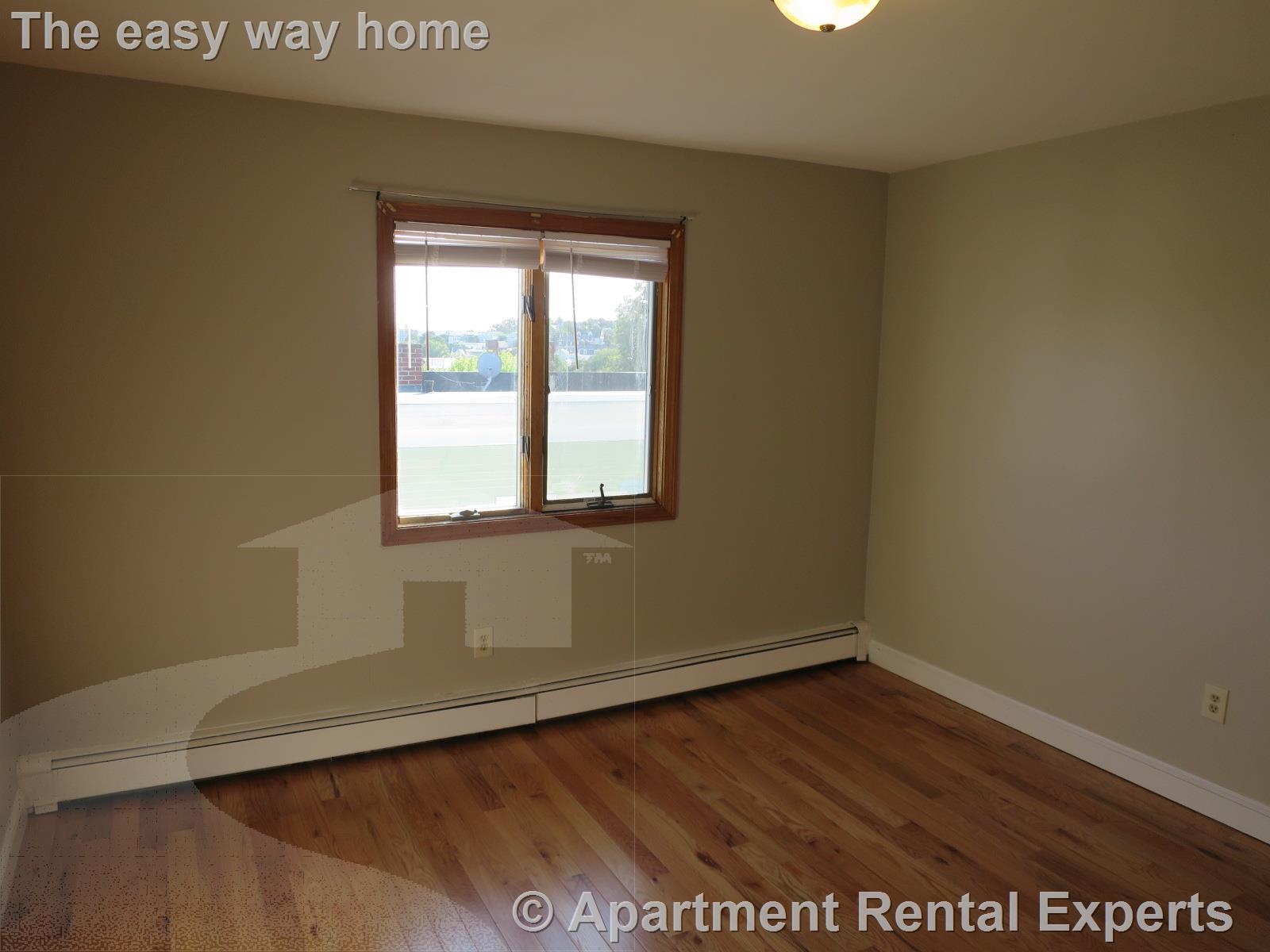 93 Glen St, Sullivan Square