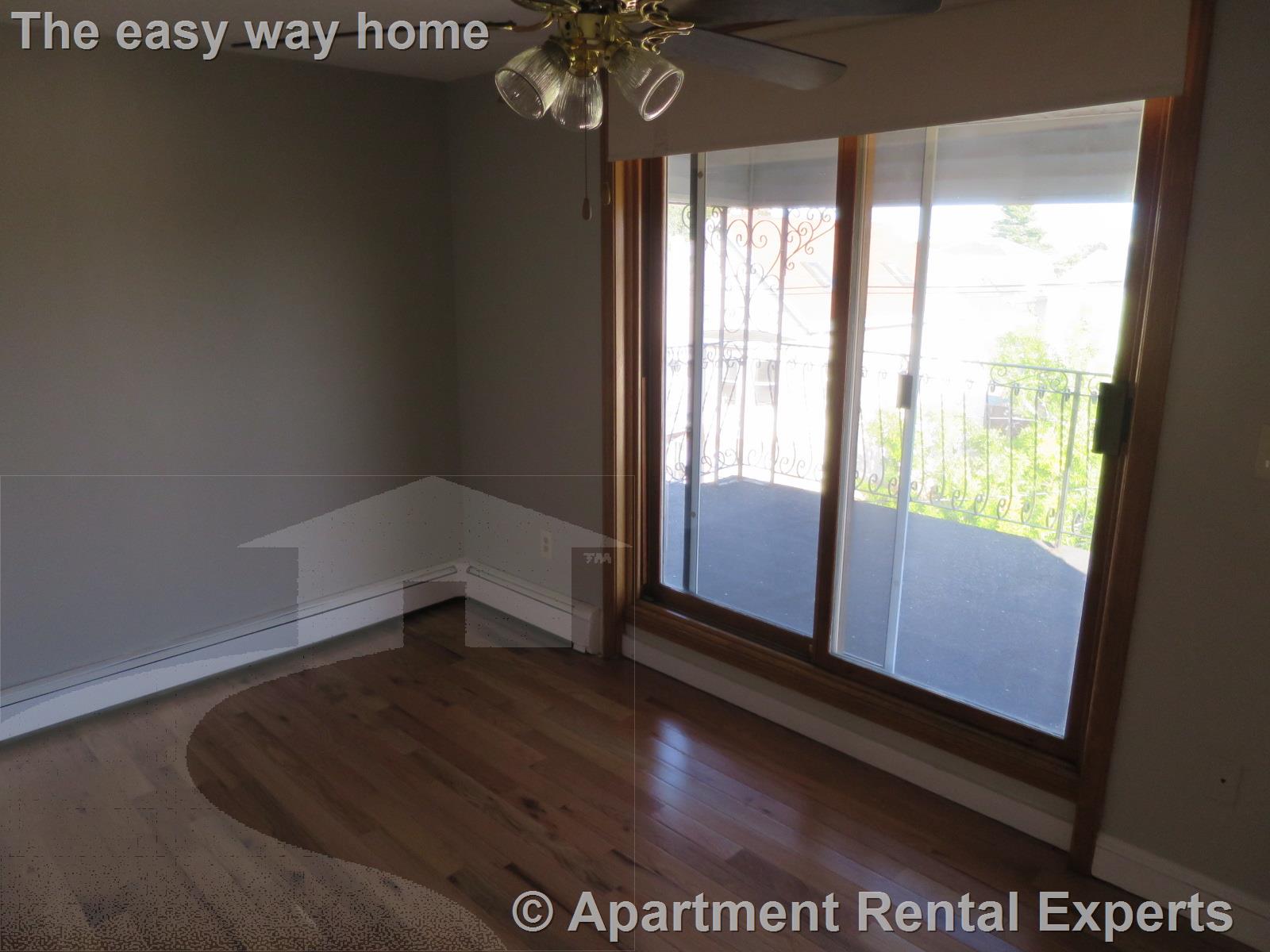 93 Glen St, Sullivan Square