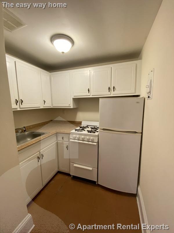 381 Harvard St, Harvard Square