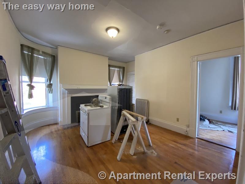 2 Ware St, Harvard Square