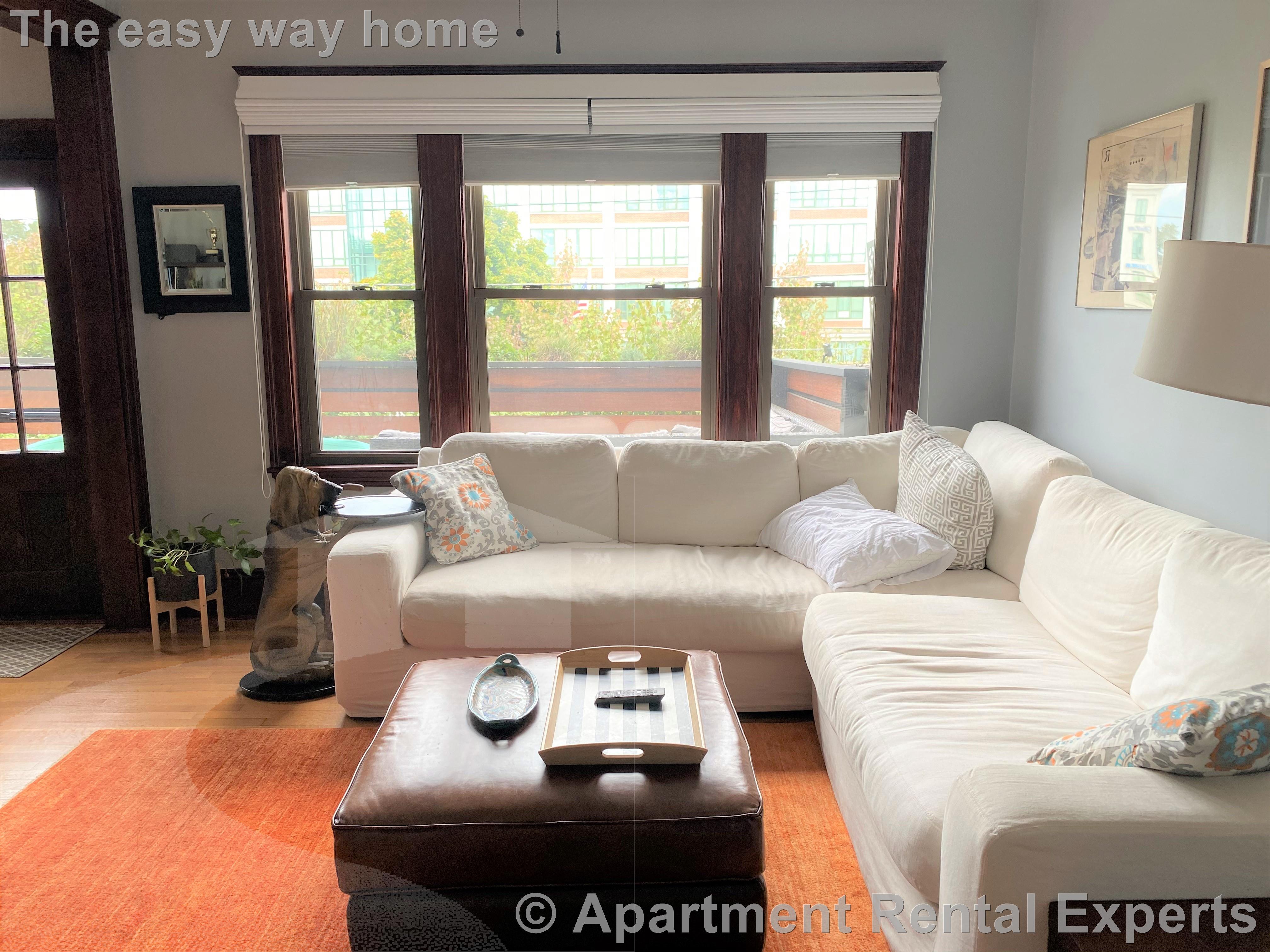 209 Boston Ave, Tufts