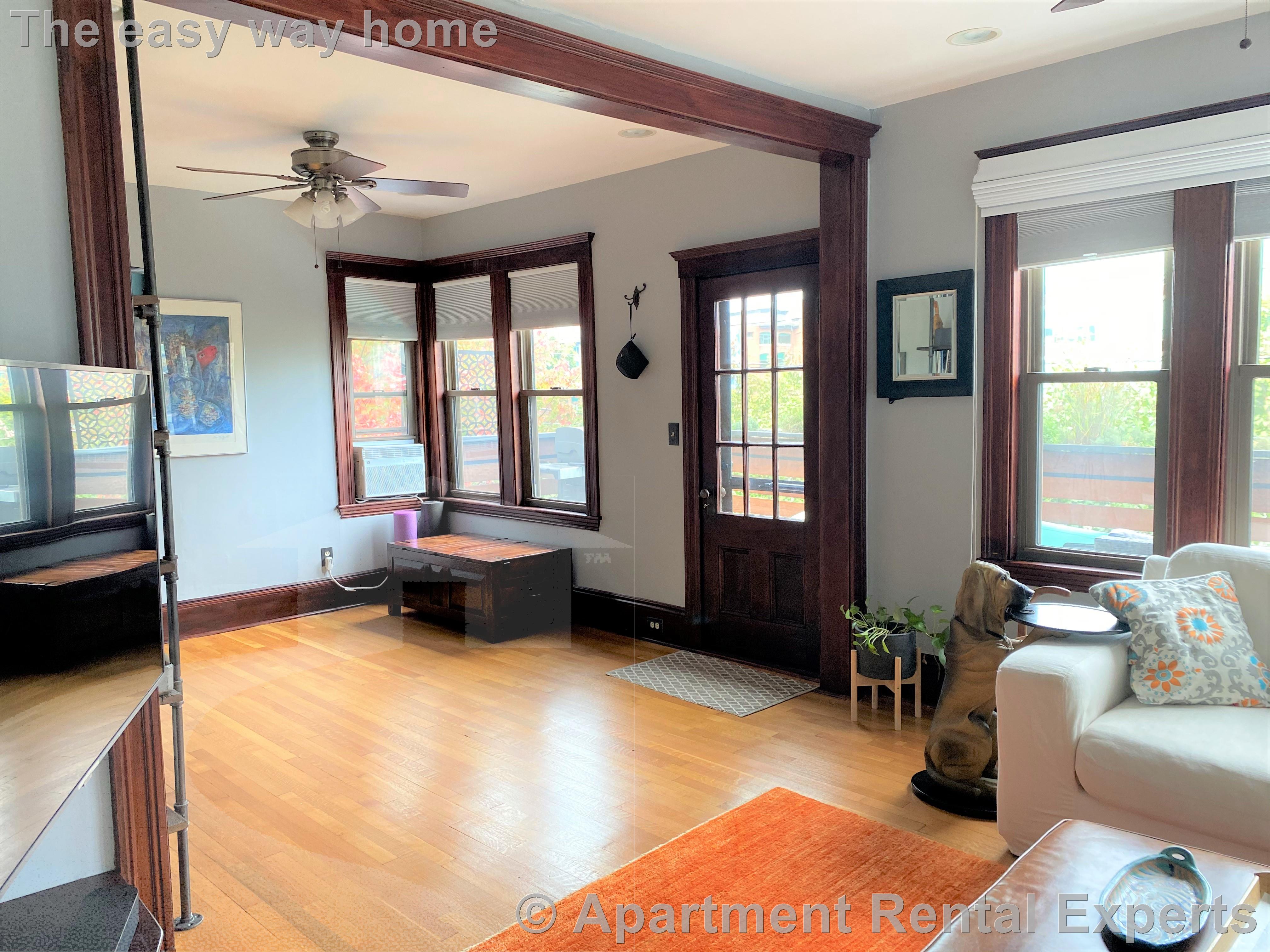 209 Boston Ave, Tufts