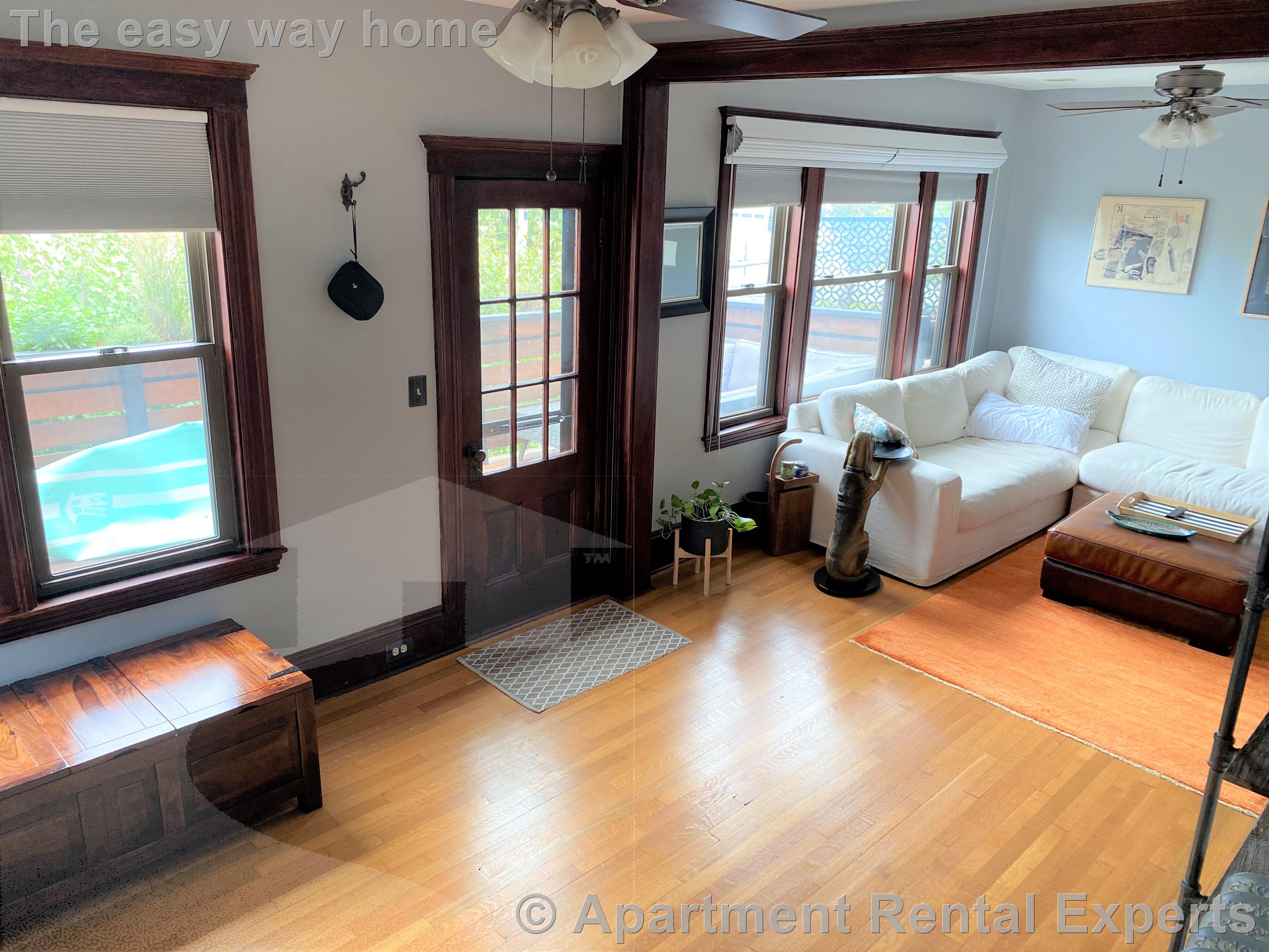 209 Boston Ave, Tufts